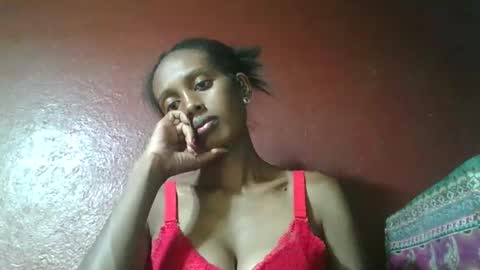 Snapshot of ninie246746 chatting on 01.18.25 ninie246746 online show from 01.18.25