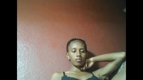 Snapshot of ninie246746 chatting on 02.16.25 ninie246746 online show from 02.16.25