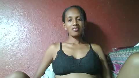 Snapshot of ninie246746 chatting on 02.20.25 ninie246746 online show from 02.20.25