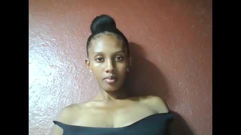 Snapshot of ninie246746 chatting on 02.25.25 ninie246746 online show from 02.25.25