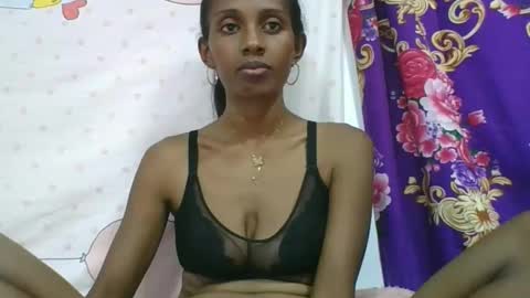 ninie246746 online show from 03.22.26