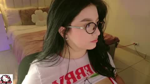 Snapshot of ninna_sweet_ chatting on 07.28.26 Nina online show from 07.28.26