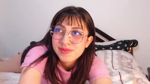 Snapshot of nirit3183 chatting on 02.28.25 Daph J online show from 02.28.25