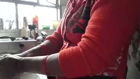 Snapshot of nisha800411 chatting on 01.13.25 Nisha online show from 01.13.25