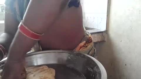 Snapshot of nisha800411 chatting on 01.21.25 Nisha online show from 01.21.25