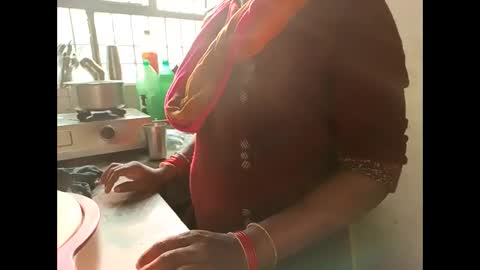 Snapshot of nisha800411 chatting on 01.24.25 Nisha online show from 01.24.25