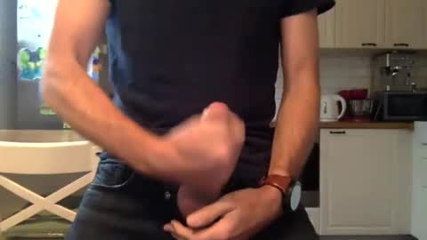 Snapshot of nixomuc chatting on 11.08.25 nixomuc online show from 11.08.25