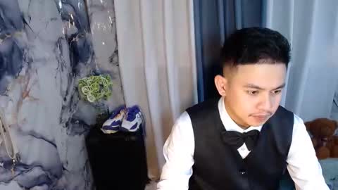 njay_16 online show from 09.12.25