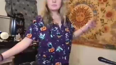 nknightxxx online show from 10.14.25