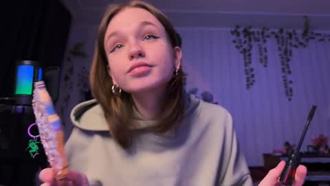 Snapshot of nloraaa chatting on 12.13.24 Tears Lora online show from 12.13.24