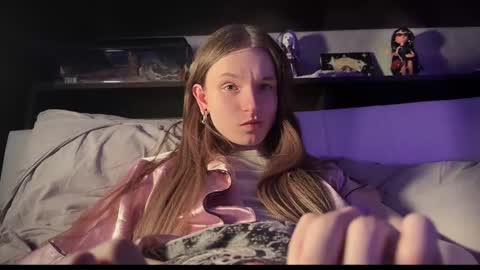 Snapshot of nloraaa chatting on 02.23.25 Tears Lora online show from 02.23.25