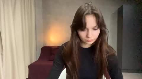 Nora online show from 03.04.26