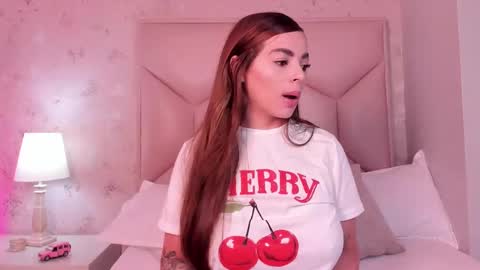   ambarsulliva  online show from 02.10.25