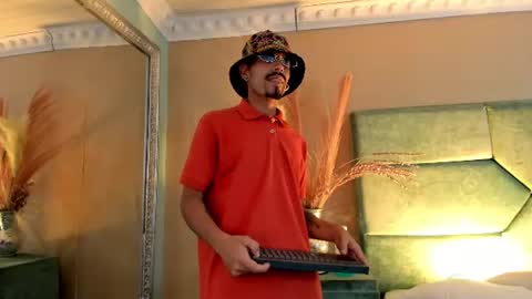Noah online show from 06.17.26