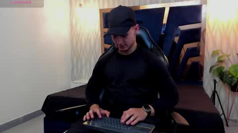 Noah online show from 04.26.26