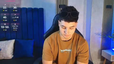 Snapshot of noah_clarkk chatting on 08.04.26 Noah online show from 08.04.26