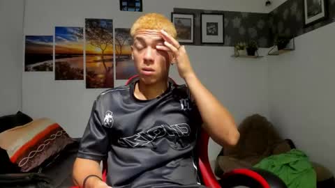 Snapshot of noah_flynn1 chatting on 09.30.25 noah_flynn1 online show from 09.30.25