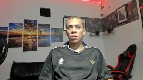 noah_flynn1 online show from 03.02.26