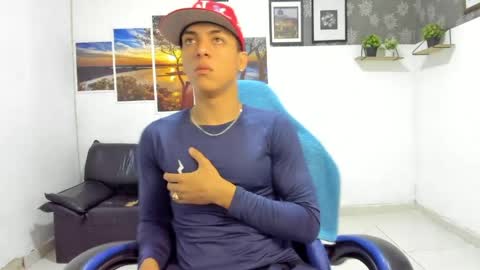 noah_flynn1 online show from 05.05.26