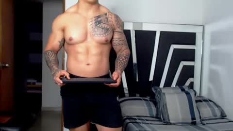 Noah Harris01 online show from 12.02.24