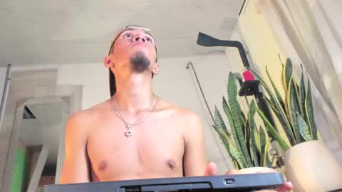 Noah Noir online show from 04.21.26