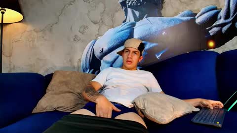 Snapshot of noah_riveros chatting on 02.10.26 Noah online show from 02.10.26