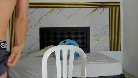 Snapshot of noah_smith01 chatting on 01.14.26 noah_smith01 online show from 01.14.26