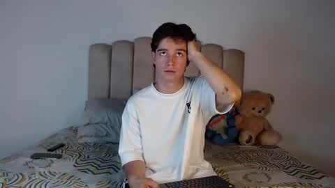 Snapshot of noah_smith01 chatting on 02.01.26 noah_smith01 online show from 02.01.26