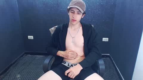 Snapshot of noah_sokolov chatting on 11.11.25 noah_sokolov online show from 11.11.25