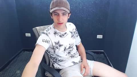 Snapshot of noah_sokolov chatting on 11.15.25 noah_sokolov online show from 11.15.25