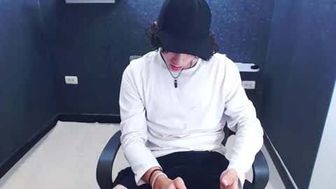 Snapshot of noah_sokolov chatting on 01.10.26 noah_sokolov online show from 01.10.26