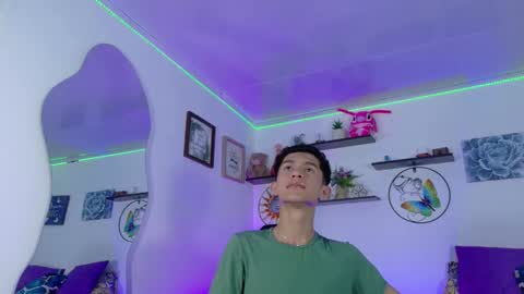 noah tyler  online show from 10.20.25