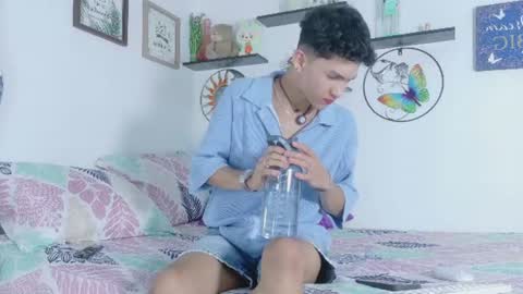 noah tyler  online show from 06.21.26