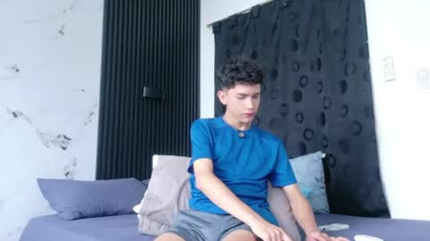 noah tyler  online show from 07.12.26