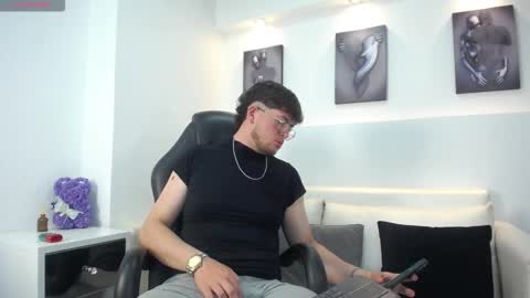 Noah online show from 02.02.26