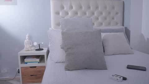 Noah Avery online show from 03.11.26