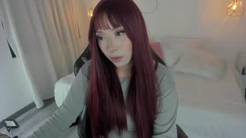 Snapshot of noahcryptic chatting on 11.04.25 Noah online show from 11.04.25