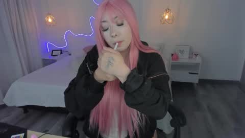 Snapshot of noahcryptic chatting on 01.14.26 Noah online show from 01.14.26