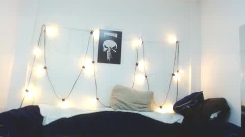 Snapshot of noahjhonson69 chatting on 12.18.25 noah online show from 12.18.25