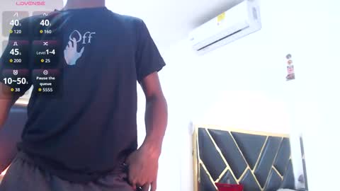 Snapshot of noahjhonson69 chatting on 01.08.26 noah online show from 01.08.26