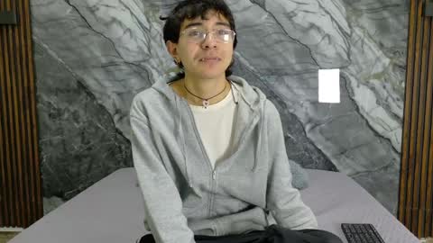    online show from 05.11.26
