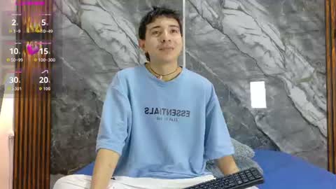 Snapshot of noahwalker__ chatting on 06.19.26 online show from 06.19.26