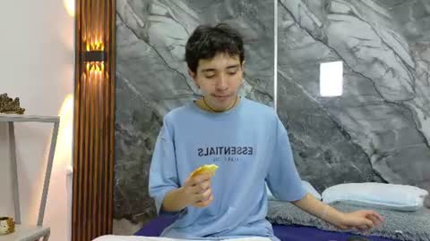 Snapshot of noahwalker__ chatting on 07.07.26 online show from 07.07.26