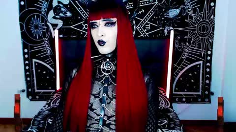 caroline online show from 02.08.25