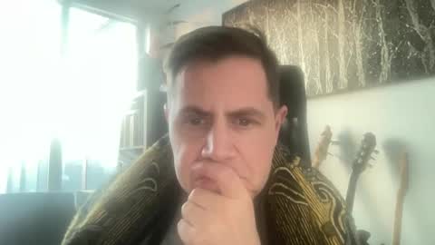 Snapshot of noblered chatting on 12.01.24 noblered online show from 12.01.24