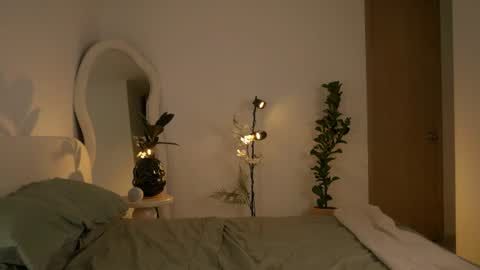 Snapshot of nobodyisperfect___ chatting on 06.19.26 Samantha online show from 06.19.26