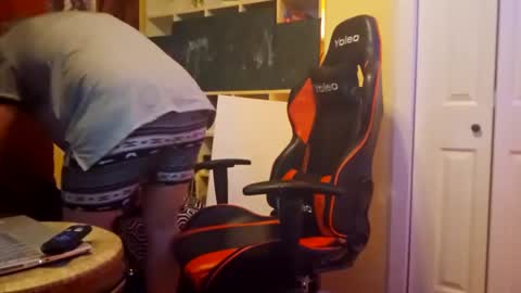 Snapshot of nodak808 chatting on 09.13.25 Jonny Coxman online show from 09.13.25