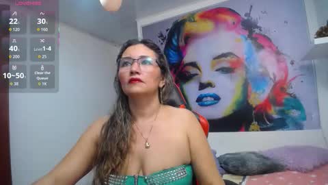 noelia_milfs online show from 03.12.26