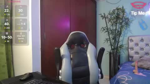 Snapshot of noelia_milfs chatting on 06.22.26 noelia_milfs online show from 06.22.26