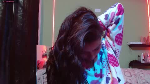 Snapshot of noha_thomson chatting on 02.28.25 Noha Thomson online show from 02.28.25